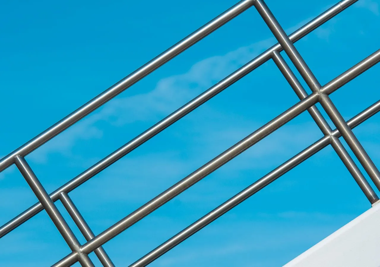Installed stainless steel railing application